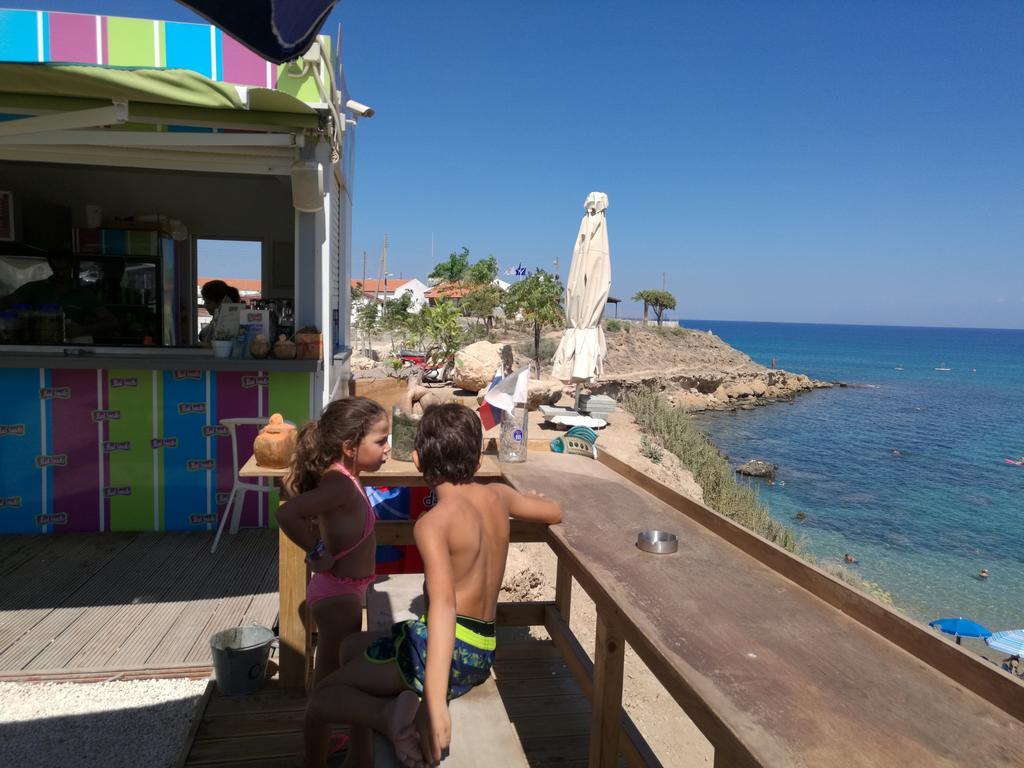 Siamese Villa Паралимни Екстериор снимка
